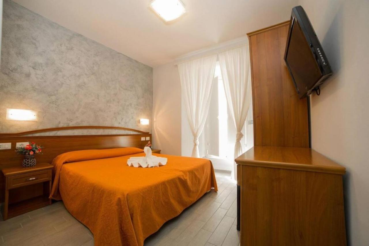 Parri Silton Hotel Rome Exterior photo